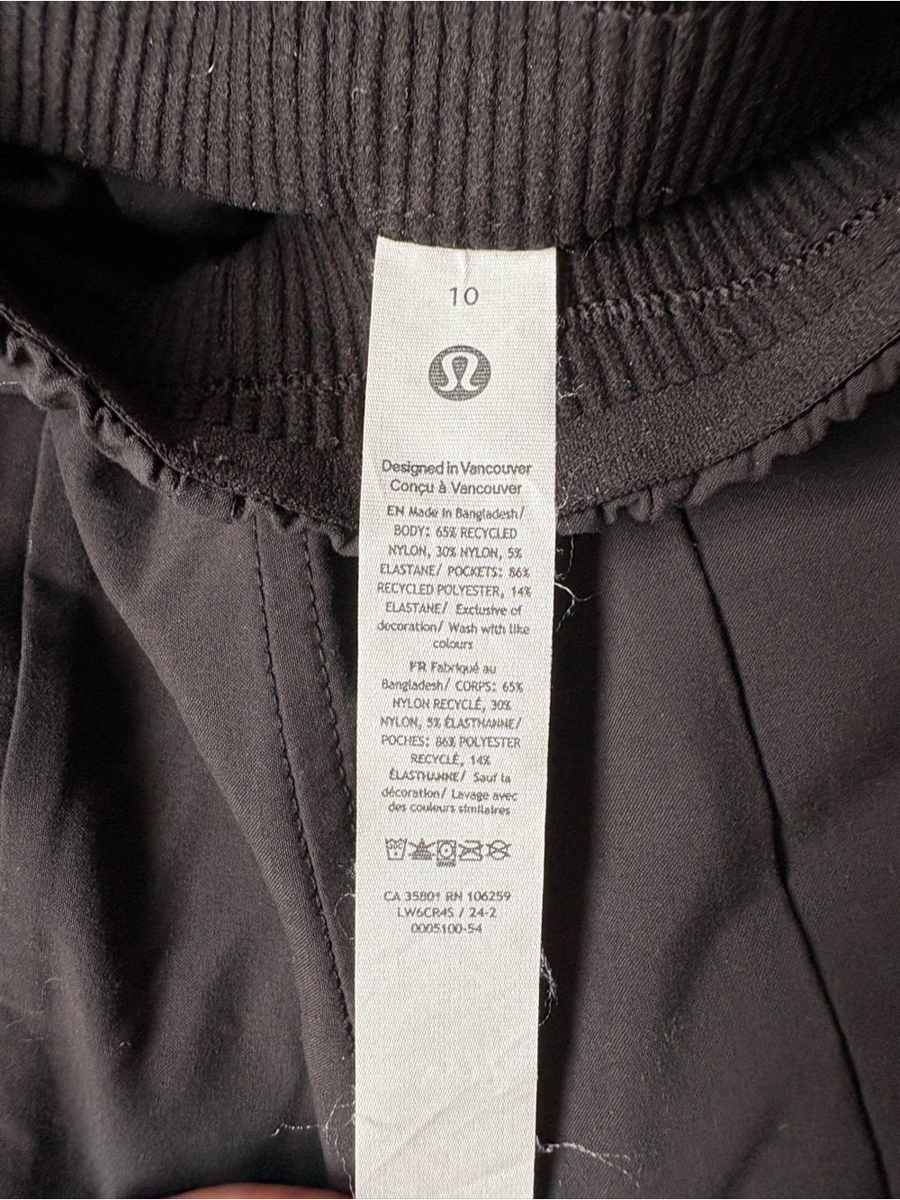 Lululemon Lightweight Mid Rise Barrel Leg Cropped Black Pants Women’s 10 - Picture 6 of 6